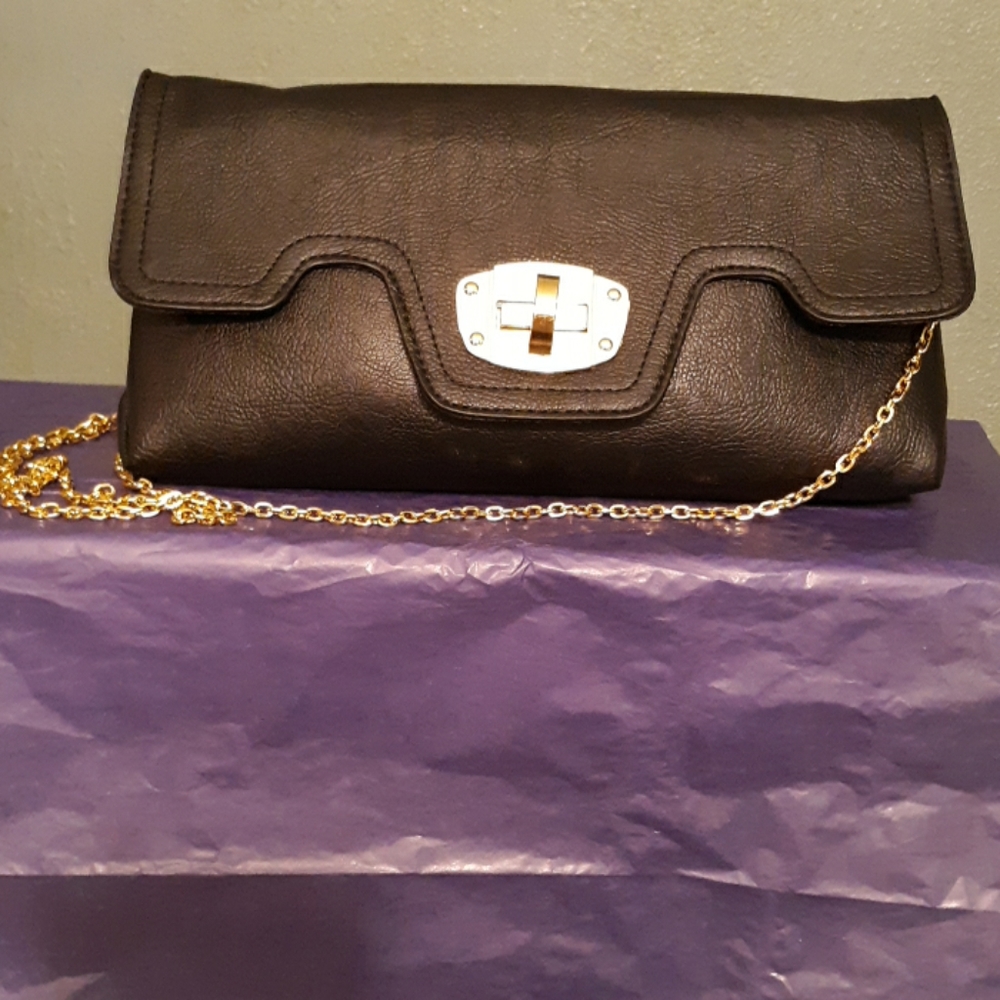 Urban Expressions ..(Purse
